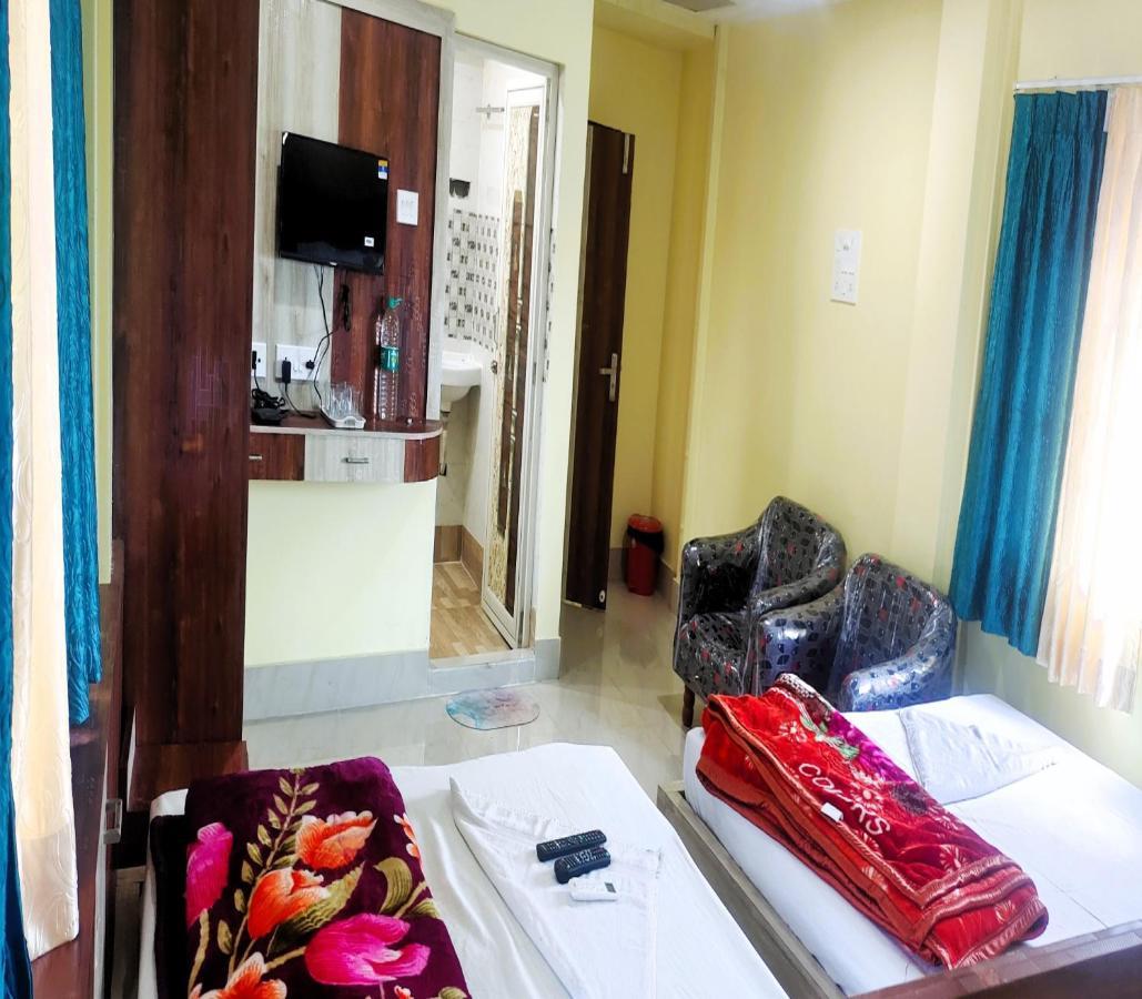 Staymaker Tirupati Guest House Колката Екстериор снимка