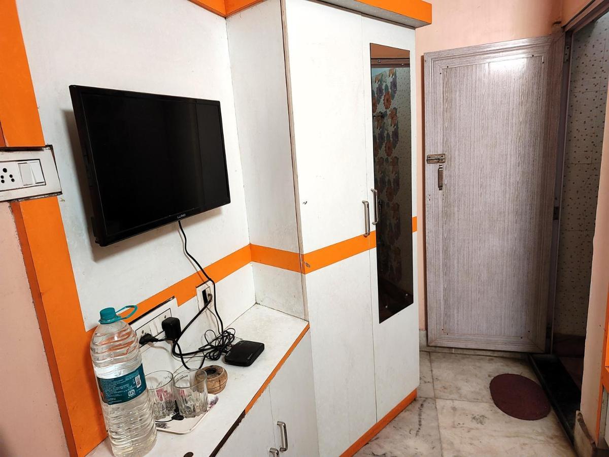 Staymaker Tirupati Guest House Колката Екстериор снимка